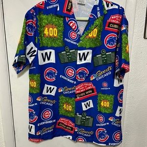 Associated Premium Corporation MLB Chicago Cubs Button Up Shirt Men's Size XL
